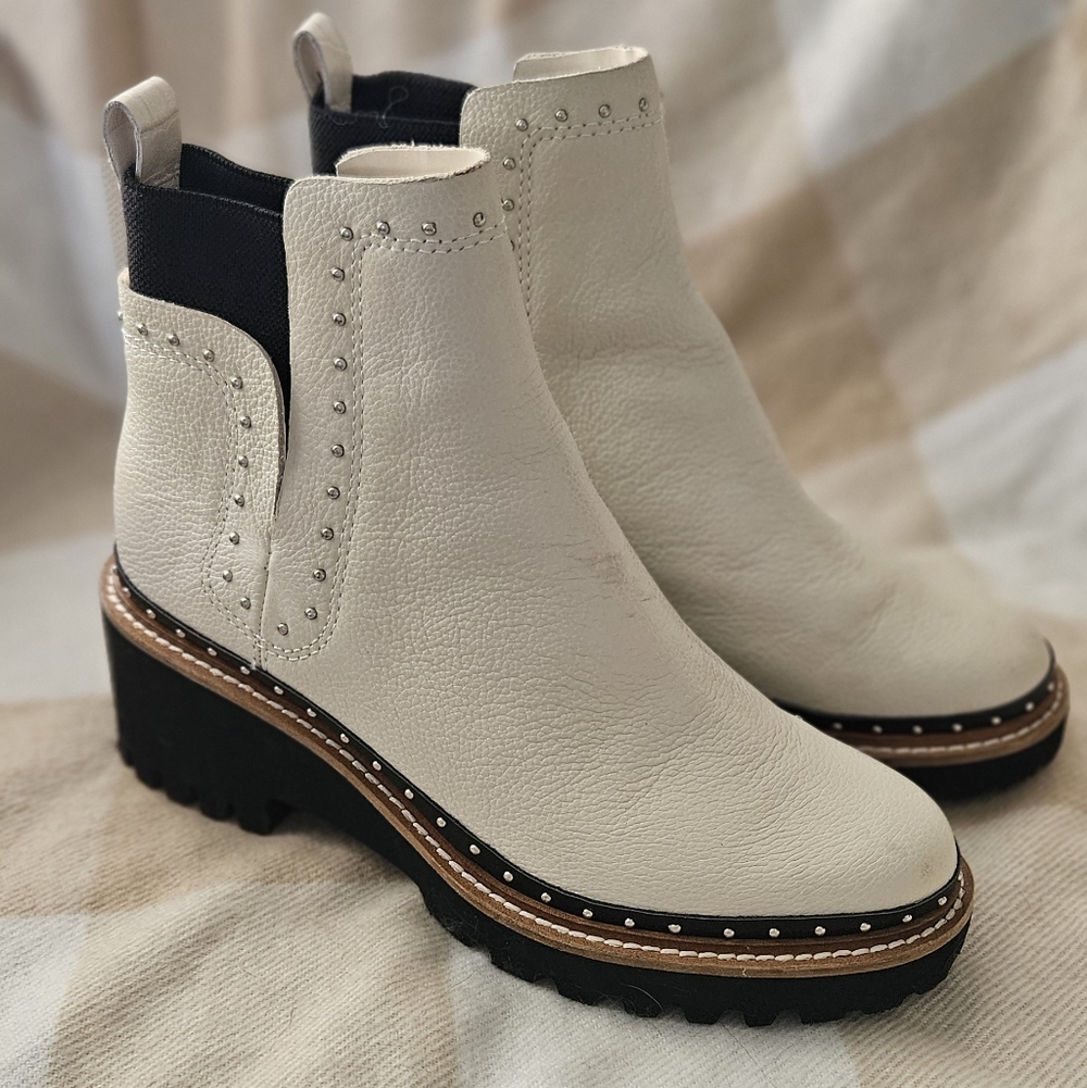 Dolce Vita Huey Studded White Bootie Size 7